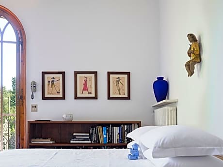 Deluxe Double Room with Extra Bed