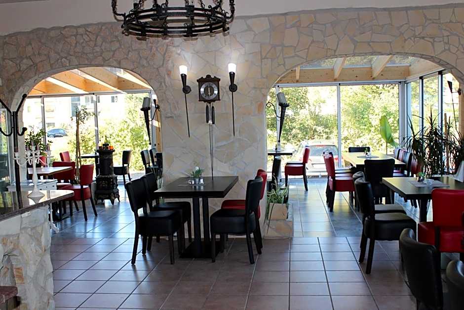 Hotel zum Goldenen Wagen