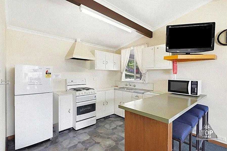 Buckenderra Holiday Village