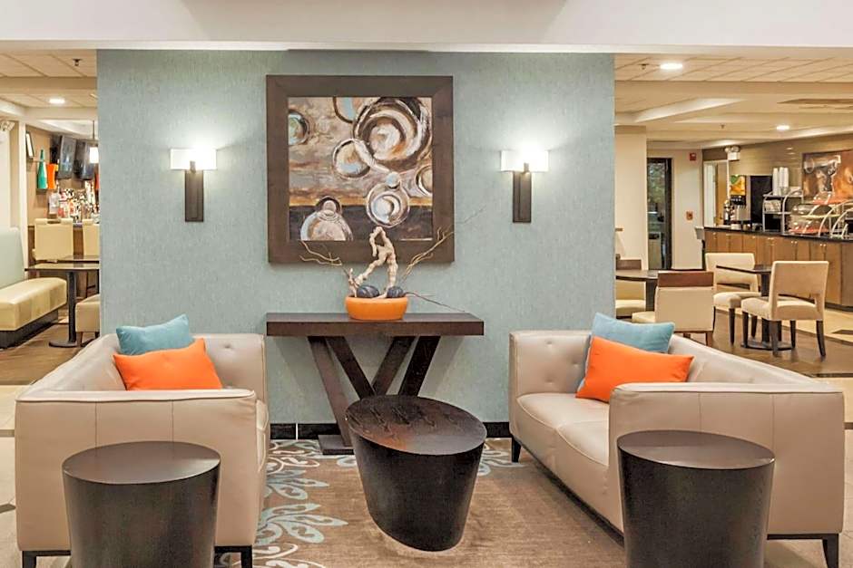 Wingate by Wyndham Chicago Schaumburg