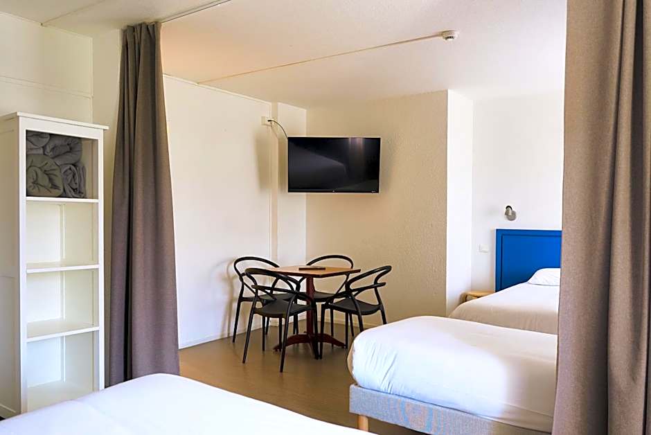 Hôtel Les Rives Bleues