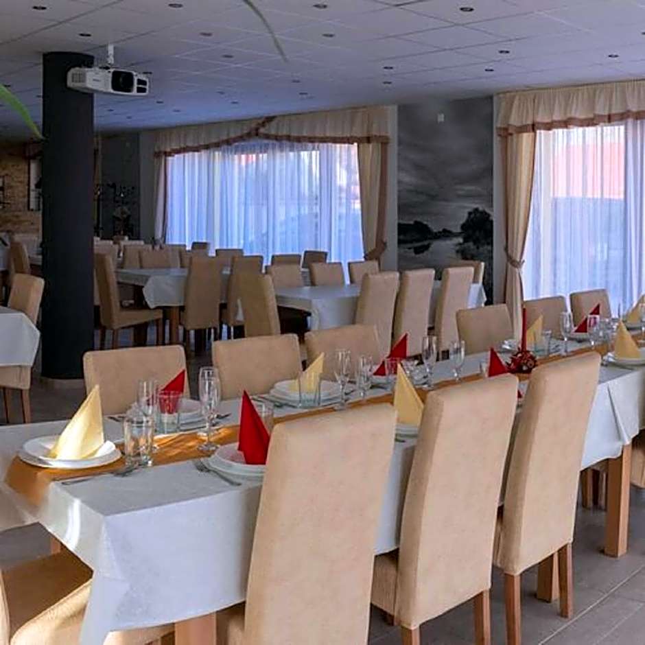 Ponty-Papa Rendezvényház