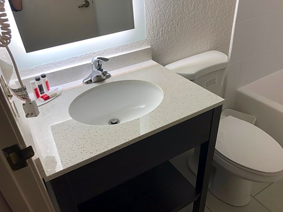 Red Lion Inn & Suites Elk Grove Village, IL