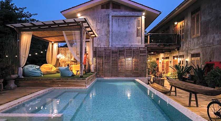 House of Passion Amphawa