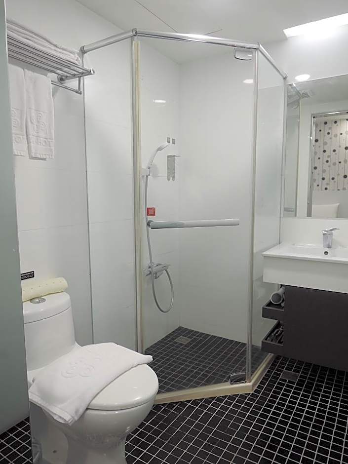 CHECK inn Express Taipei Yongkang