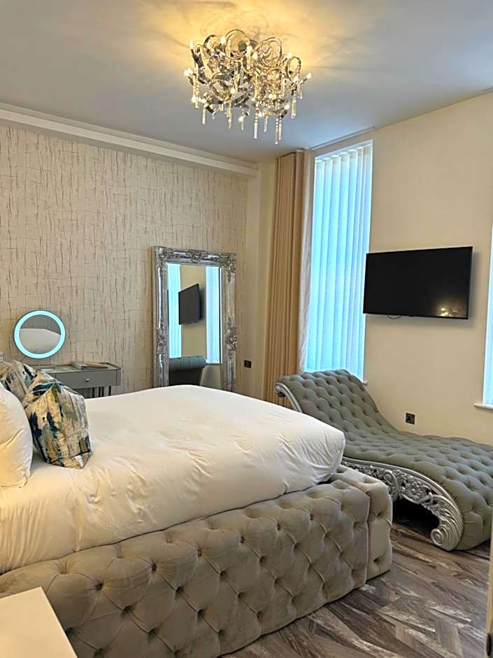 Philharmonic Hotel