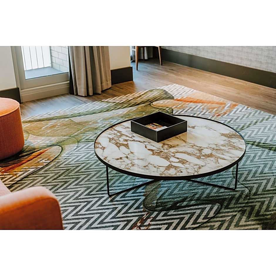 The Motley Hotel Richmond, Tapestry Collection by Hilton