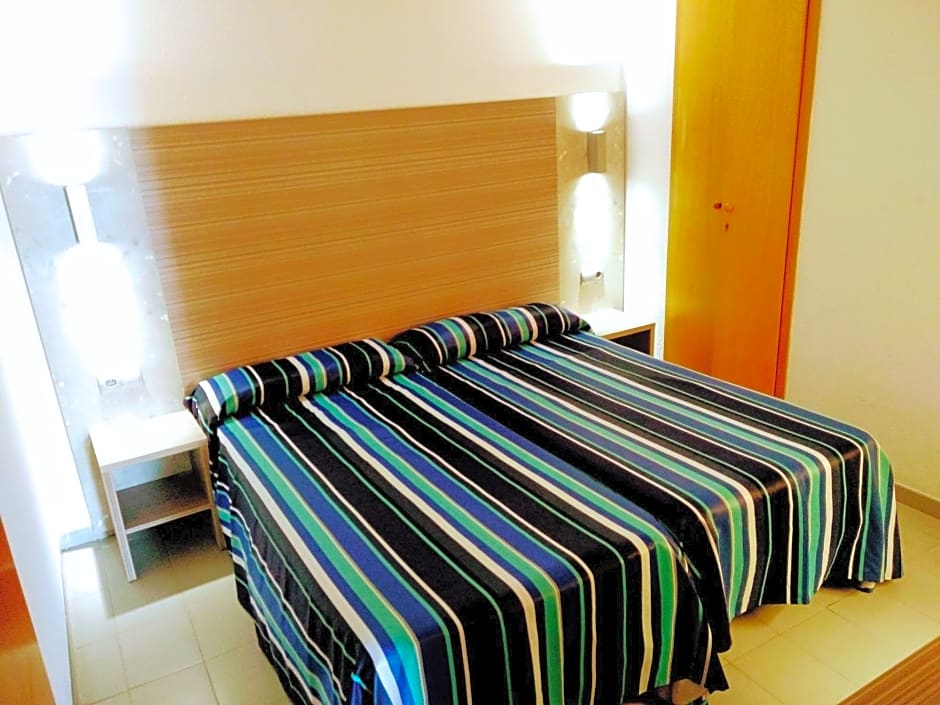 Ibiza JET Apartamentos - Adults Only