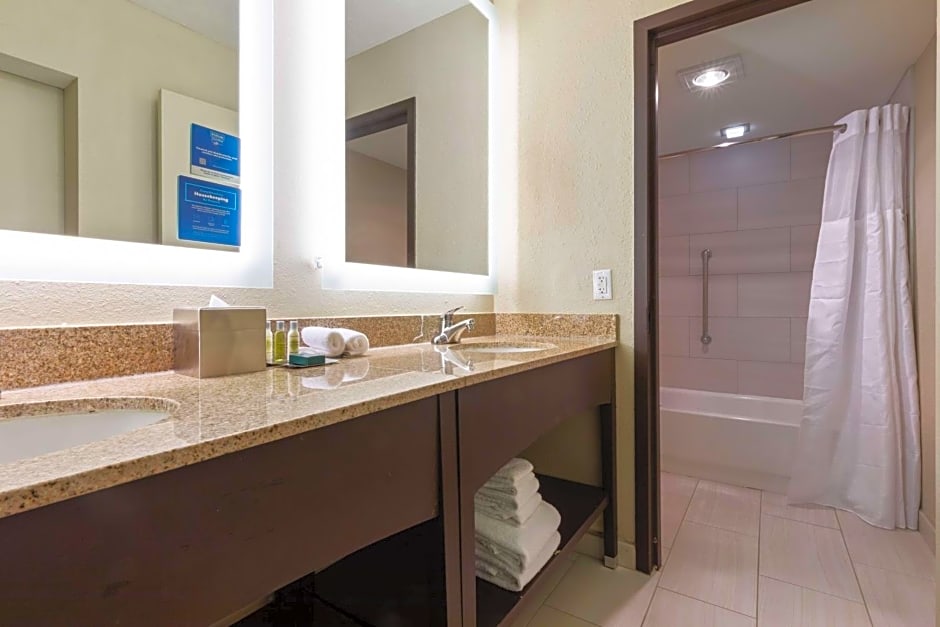 DoubleTree by Hilton Park City - The Yarrow