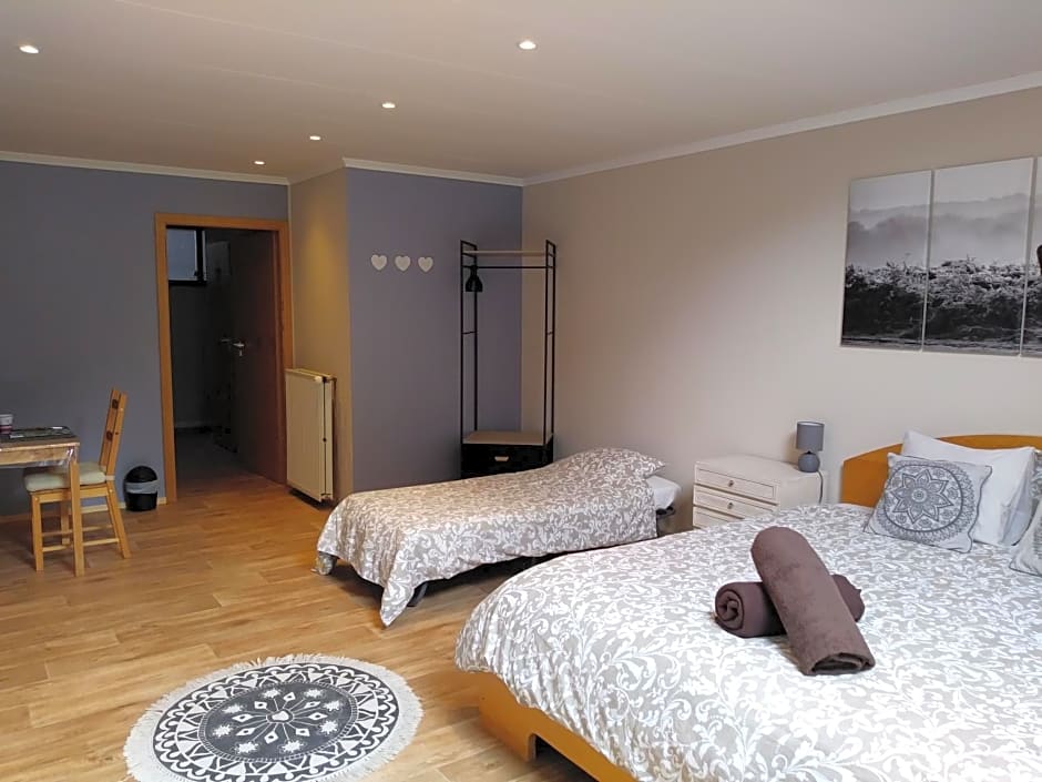 Petites-Tailles - chambre d'hôtes
