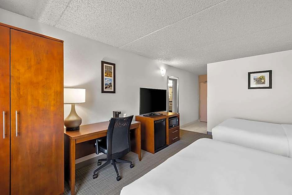 Comfort Inn & Suites near Kino Sports Complex