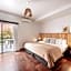 5411 Soho Hotel