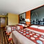 Super 8 by Wyndham Staunton