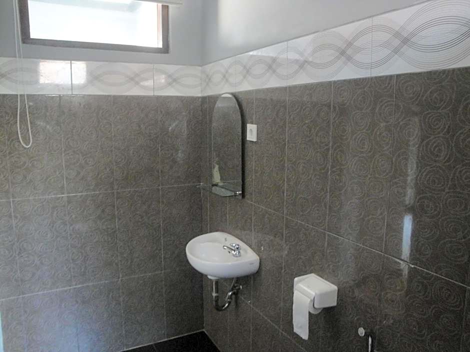 Tri Putri Kuta Homestay