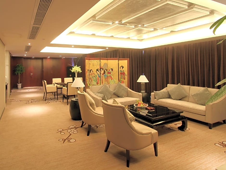Zhangjiagang Zhonglian GDH International  Hotel