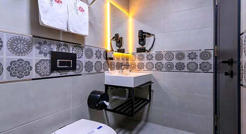 The Great Airport Hotel