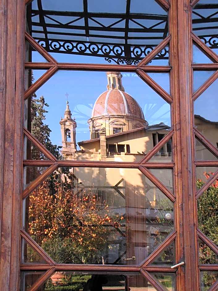 Casa Santo Nome di Gesu