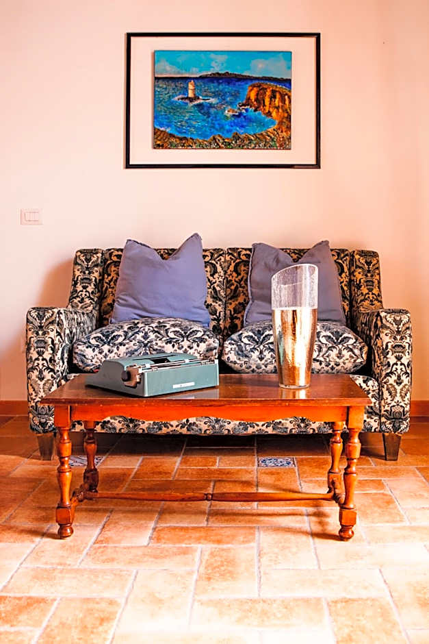 Bobo's House Calasetta