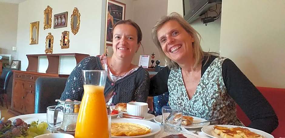 Epavlis Meteora Suites Hotel