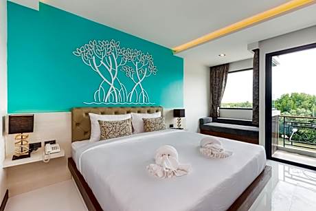 Deluxe King Room with River View