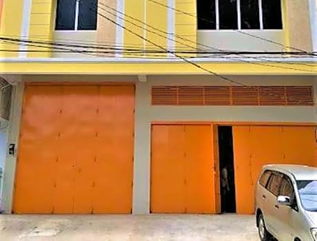 Guest House 21 Makassar by ZUZU