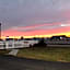 Westbridge Inn & Suites