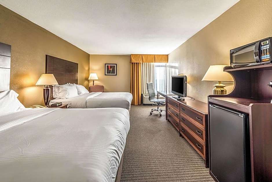 Clarion Hotel Cincinnati North