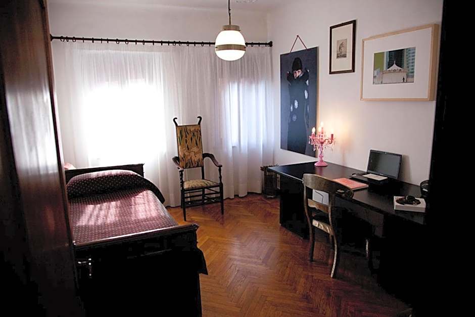 Le Case Cavallini Sgarbi di Rina Cavallini