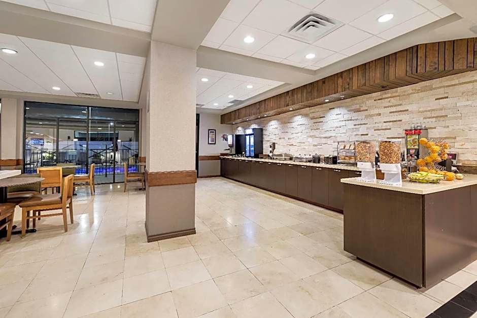 Wingate by Wyndham Round Rock Hotel & Conference Center