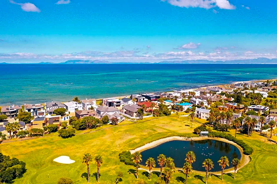 Greenways Strand Golf Beach C3