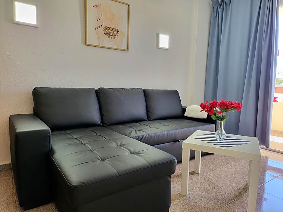 Las Camelias Apartments