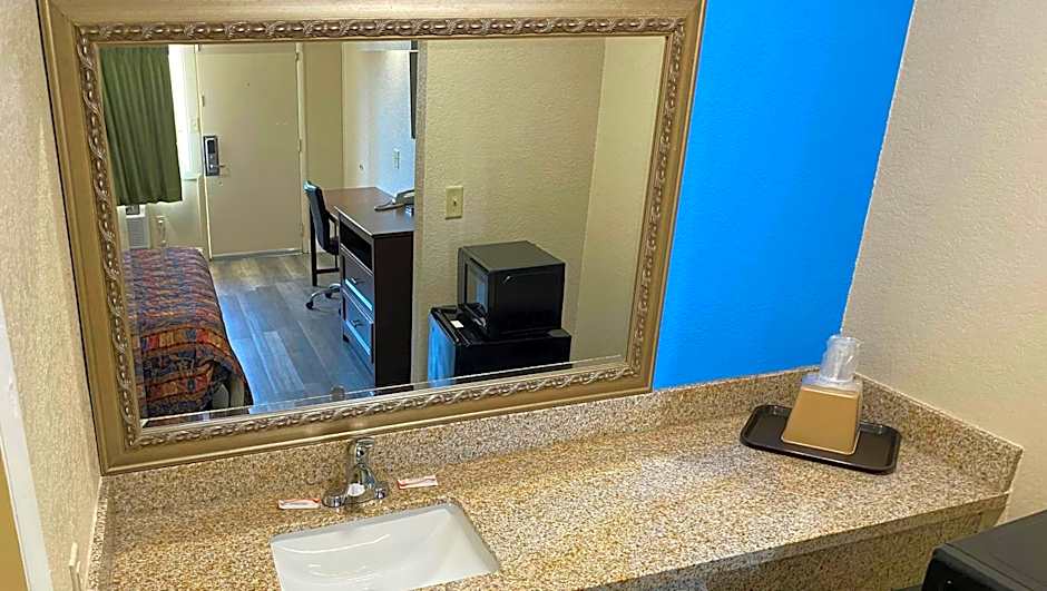 Express Inn Newport News