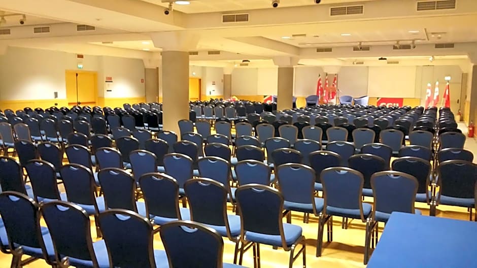 Pacific Hotel Fortino