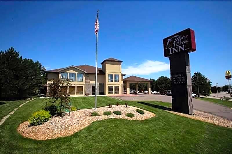 Horse Creek Inn