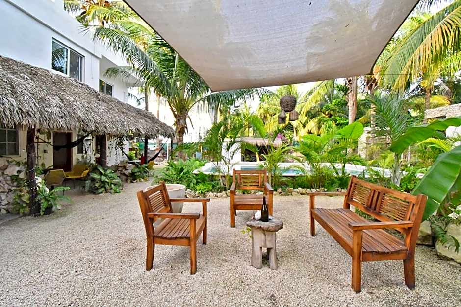 Maria Bonita Hotel & Restaurant El Cuyo by Spot Rentals