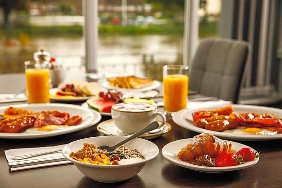 Sunday London Staines-upon-Thames Heathrow T5