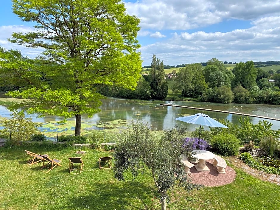 Grande maison escapade au bord de la rivière