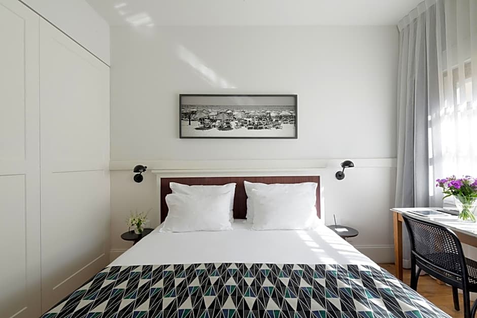 Lily & Bloom Boutique Hotel