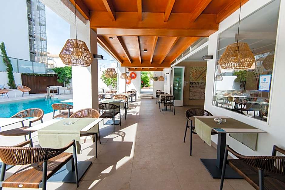 Flacalco Hotel & Apartments