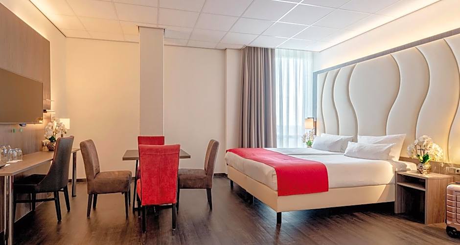 PLAZA Premium Almere