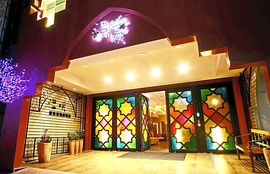 Moroccan Holiday Suite