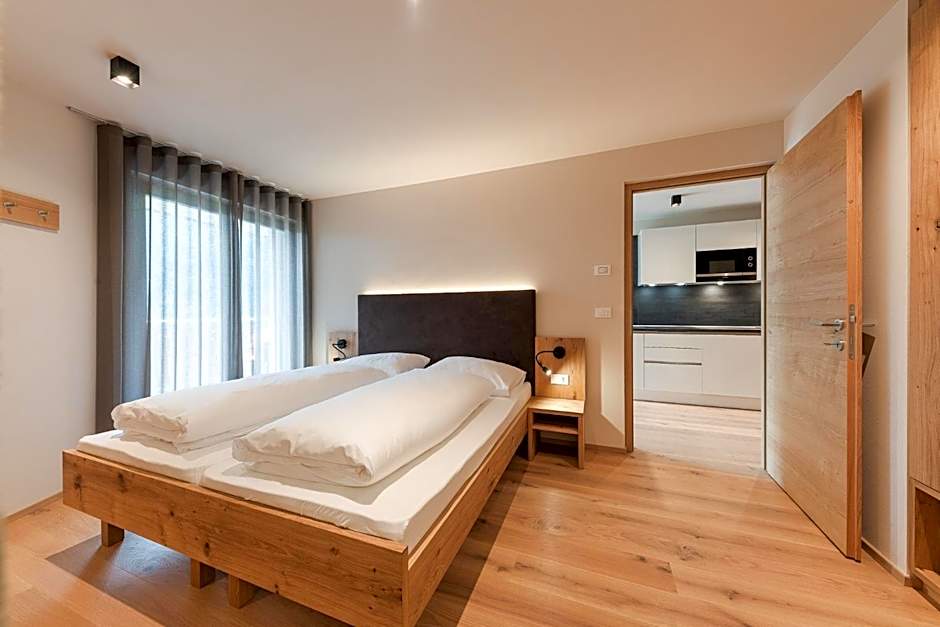 Aparthotel Abiná Lana Höhe