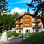 Chalet Tovel - Mountain Lake
