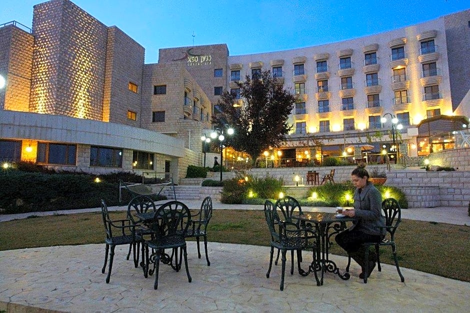 Canaan Spa Hotel