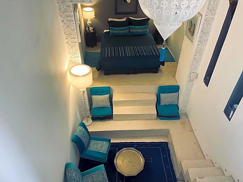Riad 144