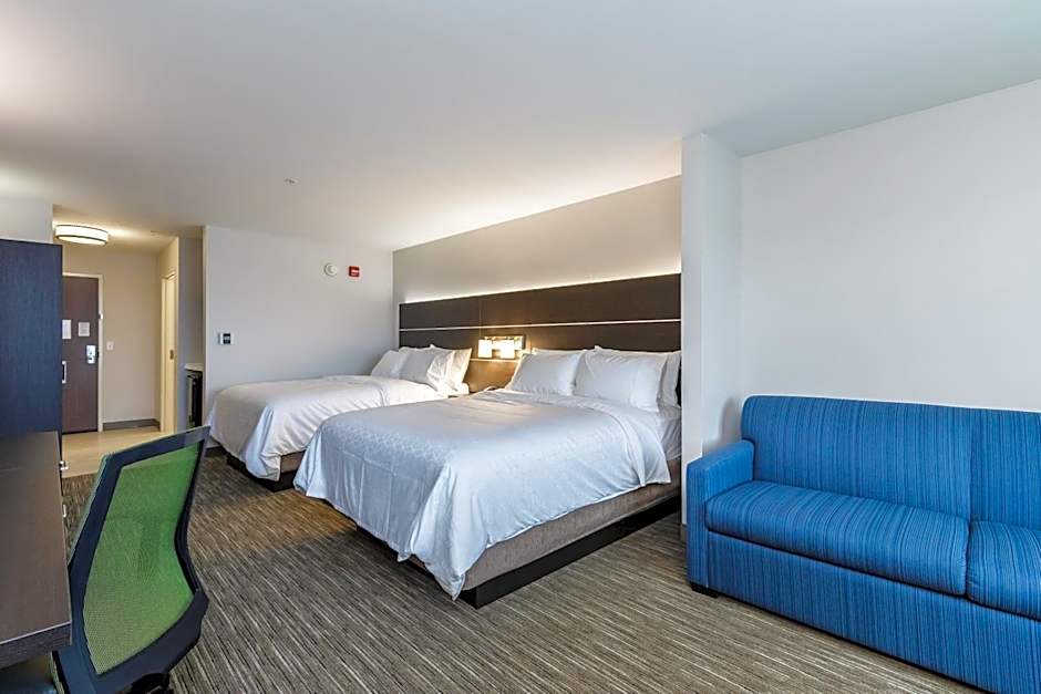 Holiday Inn Express and Suites- South Bend Casino By IHG
