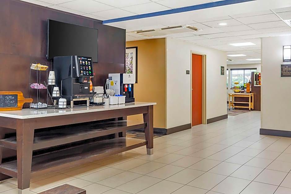 Best Western Berkshire Hills Inn And Suites