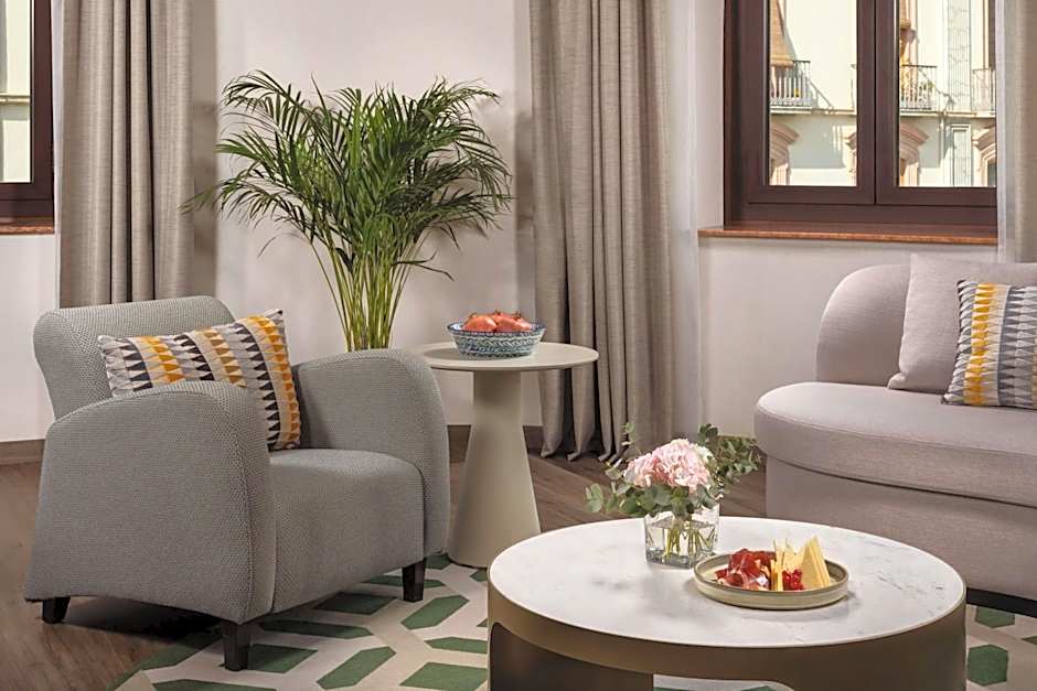 NH Collection Granada Victoria