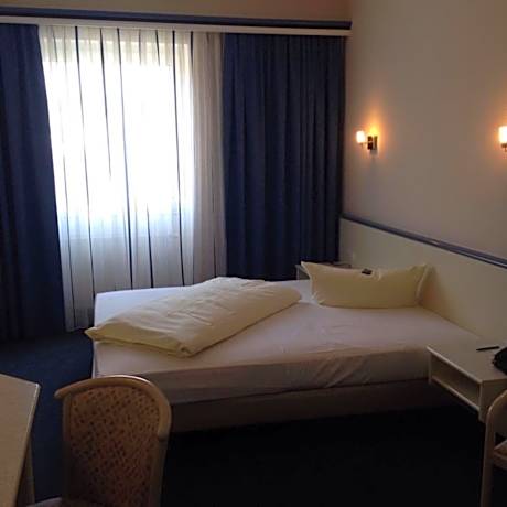 Single Room with Shower