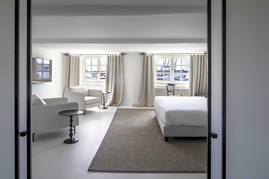 Hotel Palazzo Durazzo Suites